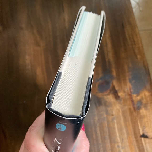 First Edition - Run by Ann Patchett - 2007 Hardcover - Excellent Book! - Picture 4 of 10